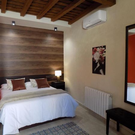 Apartamentos Suite Puerta Del Jerte Plasencia Exterior photo
