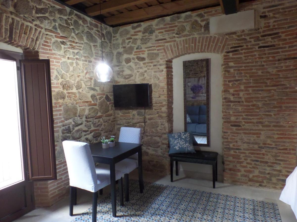 Apartamentos Suite Puerta Del Jerte Plasencia Exterior photo